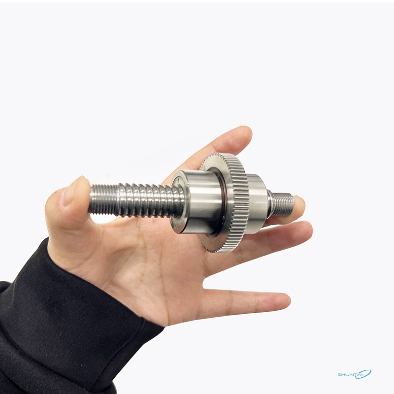 ball nut screw